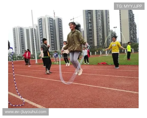 孩子踢足球笑料不断的趣味故事集锦欢乐上演温馨成长篇全程版
